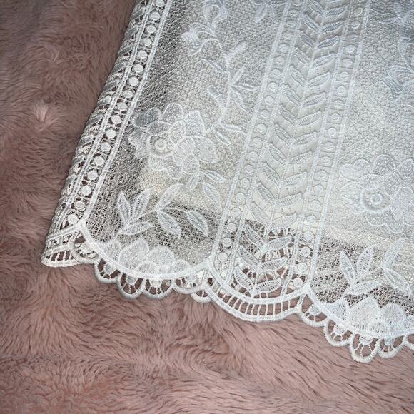 NWT ASTR The Label White Crochet Overlay Boho Lace-Up Dress Size: Large - Picture 6 of 12